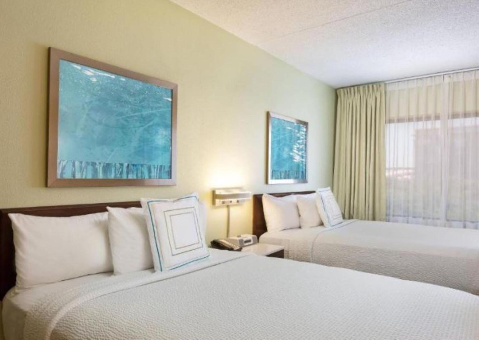 Springhill South Hotel 3*